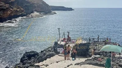 Apartamento en venta en Calle Chasna, Costa del Silencio-Las Galletas (Arona) de 215.000 €