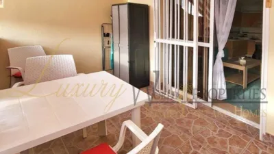 Apartamento en venta en Calle Chasna, Costa del Silencio-Las Galletas (Arona) de 225.000 €
