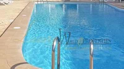 Apartamento en venta en Calle Chasna, Costa del Silencio-Las Galletas (Arona) de 215.000 €