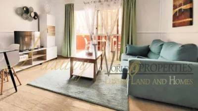 Apartamento en venta en Calle Chasna, Costa del Silencio-Las Galletas (Arona) de 225.000 €