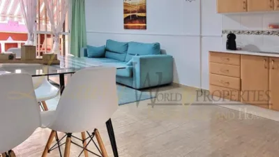 Apartamento en venta en Calle Chasna, Costa del Silencio-Las Galletas (Arona) de 225.000 €