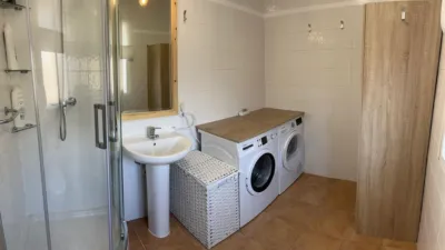 Chalet en venta en Torrecaballeros, Torrecaballeros de 335.000 €