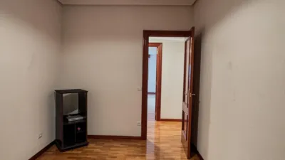 Piso en alquiler en Calle de Juan Boscán, 1, Cascajos-Piqueras (Logroño) de 1.000 €<span>/mes</span>