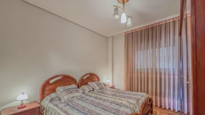 Piso en alquiler en Calle de Juan Boscán, 1, Cascajos-Piqueras (Logroño) de 1.000 €<span>/mes</span>