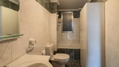 Piso en alquiler en Calle de Juan Boscán, 1, Cascajos-Piqueras (Logroño) de 1.000 €<span>/mes</span>