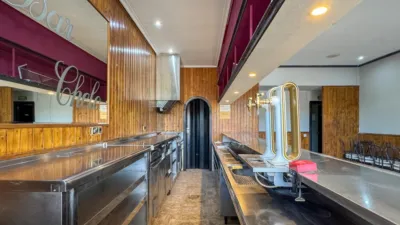 Local comercial en calle del Pintor Moreda, 17 - 3