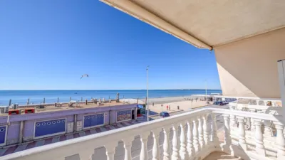 Apartment on Carrer de Sax photo 8