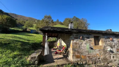 Finca rústica en Vega de Pas photo 3