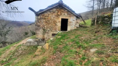 Rustic farm in Vegalosvados photo 6