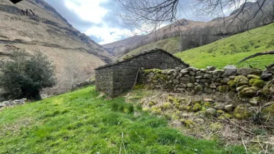 Rustic Finca in Vega de Pas photo 12