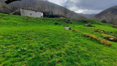 Rustic farm in Vega de Pas photo 12
