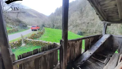 Rustic farm in Vega de Pas photo 16