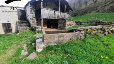 Rustic farm in Vega de Pas photo 4
