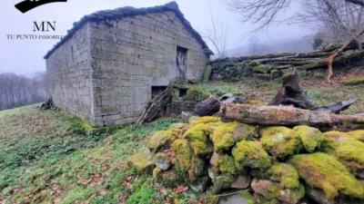 Rustic Finca in Vegaloscorrales photo 15