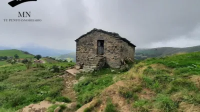 Rustic property in Bustantegua photo 11