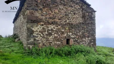 Rustic property in Bustantegua photo 6