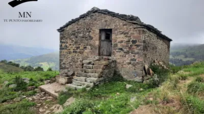 Rustic property in Bustantegua photo 7