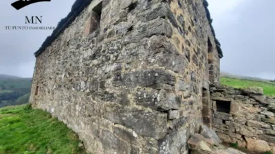 Rustic property in Bustantegua photo 8