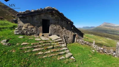 Rustic Finca in Espinosa de los Monteros photo 5