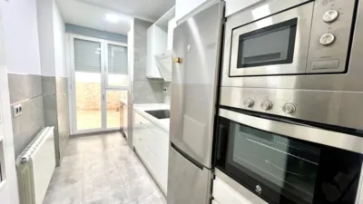 Piso en alquiler en Calle de San Fulgencio, Plasencia de 550 €<span>/mes</span>