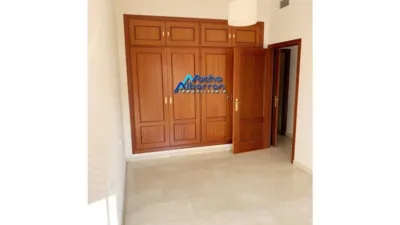Piso en alquiler en Santa Marina-La Paz, Santa Marina-La Paz (Badajoz Capital) de 800 €<span>/mes</span>