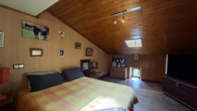 Semi-detached house in Coo photo 22