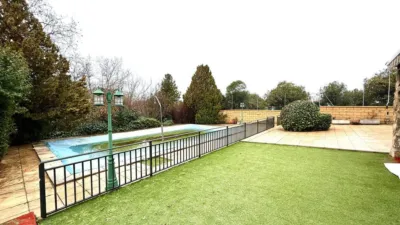 Chalet in Uceda photo 12