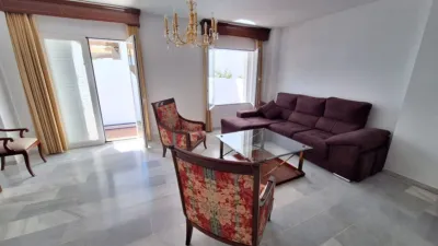 Casa adosada en alquiler en Avenida Montealjarafe, Cavaleri (Mairena del Aljarafe) de 1.350 €<span>/mes</span>