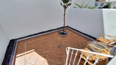 Casa adosada en alquiler en Avenida Montealjarafe, Cavaleri (Mairena del Aljarafe) de 1.350 €<span>/mes</span>