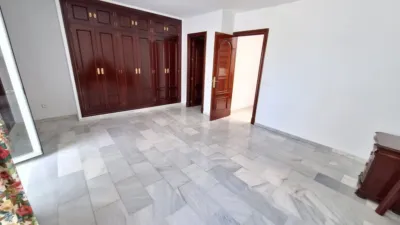 Casa adosada en alquiler en Avenida Montealjarafe, Cavaleri (Mairena del Aljarafe) de 1.350 €<span>/mes</span>