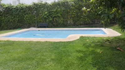 Casa adosada en alquiler en Avenida Montealjarafe, Cavaleri (Mairena del Aljarafe) de 1.350 €<span>/mes</span>