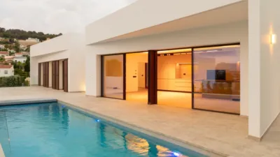 Chalet in Benicolada photo 2
