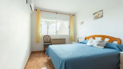 Flat on Calle Vera Colina photo 15