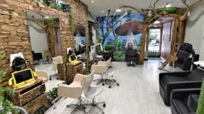 Local comercial en alquiler en Ronda de Outeiro - Vista 2