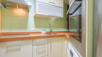 Apartment on Calle del Conde de Barajas photo 11