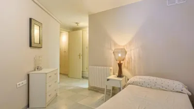 Apartment on Calle del Conde de Barajas photo 16