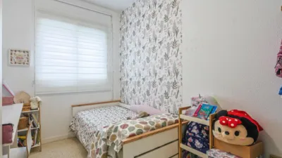 Piso en venta en Calle de La Puebla del Río, Palmete (Distrito Cerro Amate. Sevilla Capital) de 186.990 €