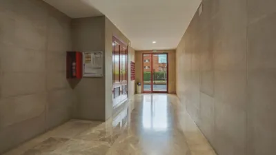 Piso en venta en Calle de La Puebla del Río, Palmete (Distrito Cerro Amate. Sevilla Capital) de 186.990 €