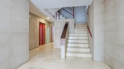 Piso en venta en Calle de La Puebla del Río, Palmete (Distrito Cerro Amate. Sevilla Capital) de 186.990 €