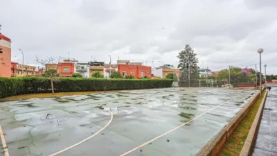 Piso en venta en Calle de La Puebla del Río, Palmete (Distrito Cerro Amate. Sevilla Capital) de 186.990 €