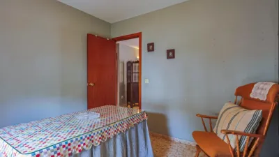 Terraced House on Avenida de Las Ciencias photo 18
