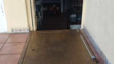 Local comercial en alquiler en Carrer de Castella Lleó, 15, Playa de Gandia (Gandia) de 1.700 €<span>/mes</span>