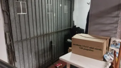 Local comercial en alquiler en Carrer de Castella Lleó, 15, Playa de Gandia (Gandia) de 1.900 €<span>/mes</span>