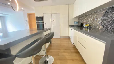 Piso en venta en Passeig de les Germanies, 26, cerca de Carrer Sant Francesc de Borja, Centre Històric (Distrito Gandia Ciutat. Gandia) de 490.000 €