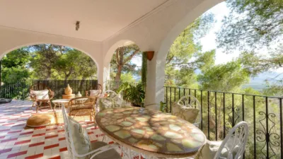 Chalet on Camino Meravelles Cova Negra photo 11