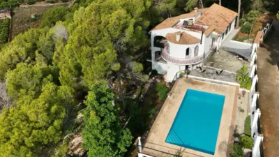 Chalet on Camino Meravelles Cova Negra photo 2