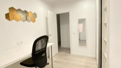 Piso en alquiler en Calle del Doctor Velasco, Plaza Mayor-San Agustín (Segovia Capital) de 1.900 €<span>/mes</span>