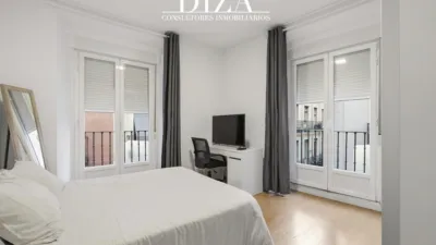 Piso en alquiler en Calle de la Luna - Imagen 11