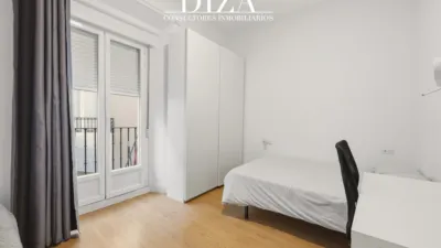 Piso en alquiler en Calle de la Luna - Imagen 12