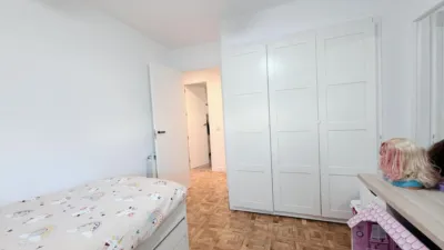 Piso en venta en Avenida de Santa Eugenia, Santa Eugenia (Distrito Villa de Vallecas. Madrid Capital) de 390.000 €